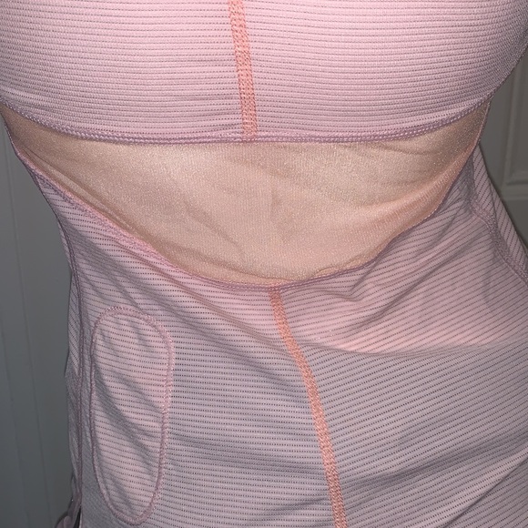 Lululemon top - Picture 6 of 7